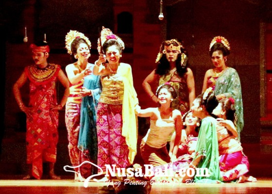Nusabali.com - getih-pamor-lakon-perebutan-simbol-kuasa-dan-wanita