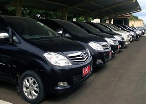 Nusabali.com - mobil-baru-batal-bansos-utuh-rp-500-juta