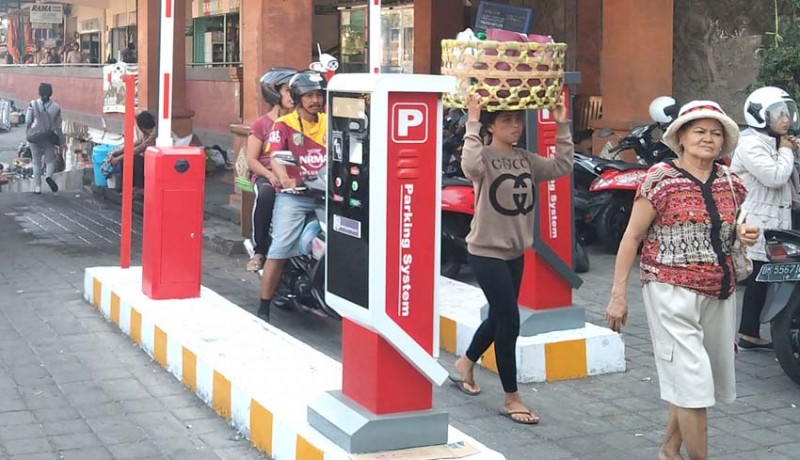 www.nusabali.com-parkir-elektronik-tingkatkan-pendapatan-pd-pasar