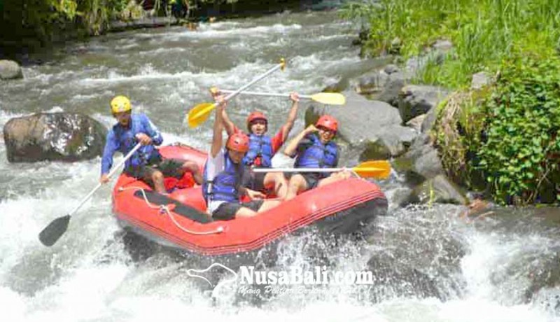 www.nusabali.com-hujan-puluhan-wisatawan-batal-rafting