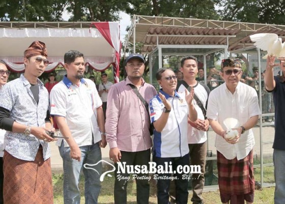 Nusabali.com - puluhan-peserta-ikuti-lomba-burung-berkicau