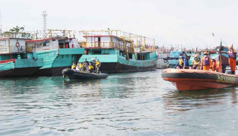 www.nusabali.com-basarnas-sosialisasi-covid-19-kepada-nelayan