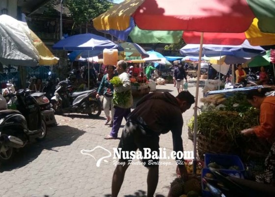 Nusabali.com - gianyar-batasi-jam-buka-pasar