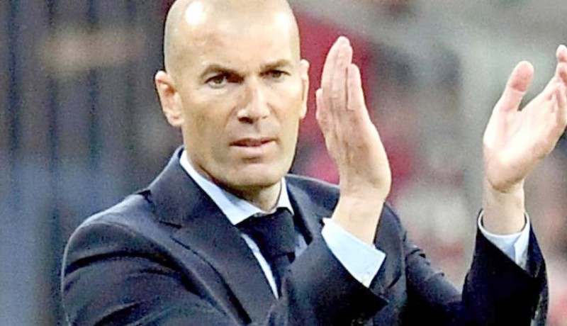 www.nusabali.com-zidane-ikut-petisi-lapangan-futsal
