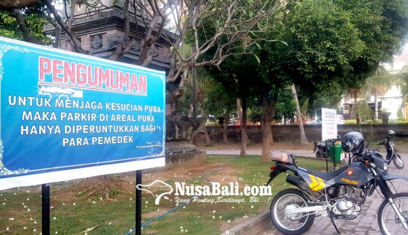 www.nusabali.com-prajuru-tutup-areal-parkir-di-pura-jagatnatha-buleleng