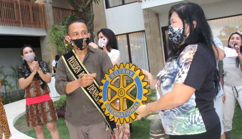 www.nusabali.com-mantan-bendesa-kedewatan-jabat-presiden-rotary-club-bali-denpasar