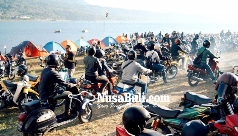 www.nusabali.com-ribuan-riders-hadiri-gathering-dua-tak-menolak-punah