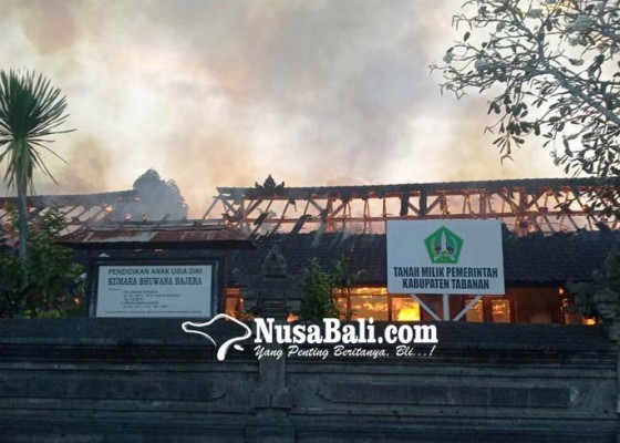 Nusabali.com - sdn-3-bajera-terbakar-siswa-dipindah