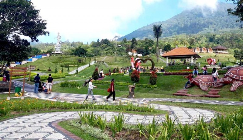 www.nusabali.com-meski-belum-dilaunching-the-bloom-garden-ramai-pengunjung