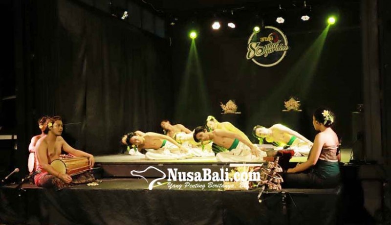www.nusabali.com-tampilkan-sisi-kelaki-lakian-tari-legong