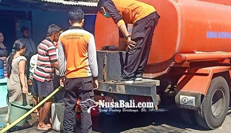 www.nusabali.com-sumur-tercemar-bpbd-distribusikan-air-bersih