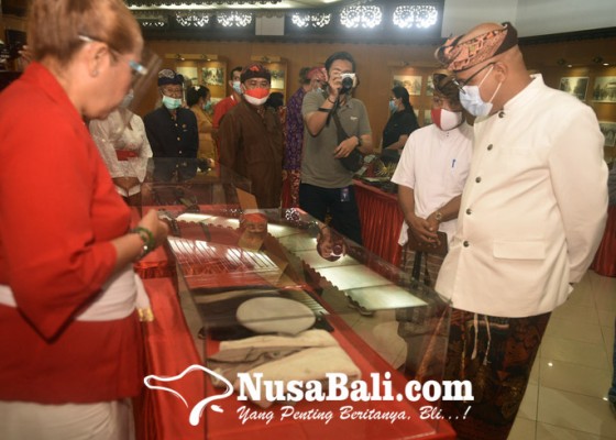 Nusabali.com - koleksi-benda-benda-bersejarah-dipamerkan