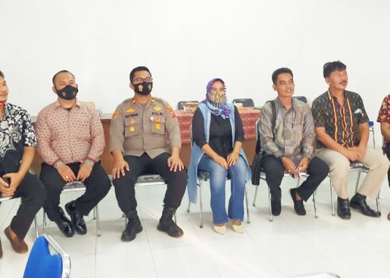 Nusabali.com - wayan-sarjana-siap-bersaing-dengan-4-calon-kades-lain