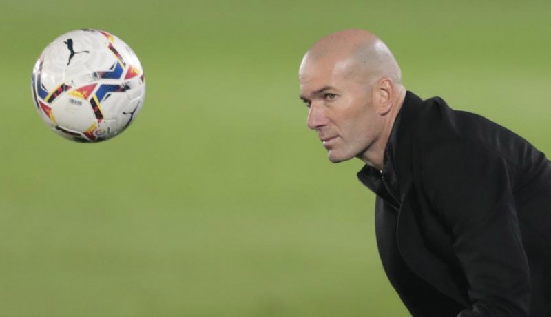 www.nusabali.com-madrid-goyah-pemain-ingin-zidane-dipecat