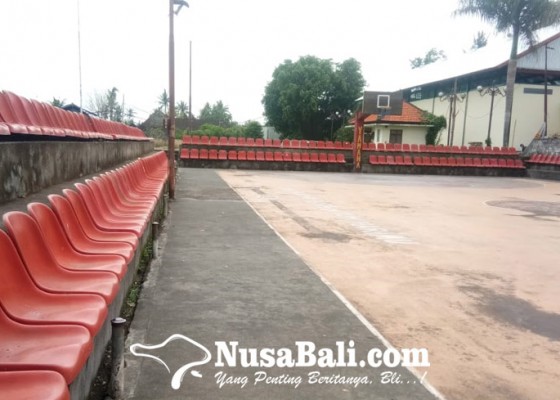 Nusabali.com - lapangan-blahbatuh-manfaatkan-bekas-properti-stadion-dipta