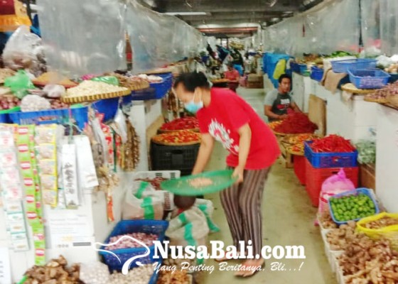 Nusabali.com - pasokan-seret-harga-cabai-di-bali-melonjak
