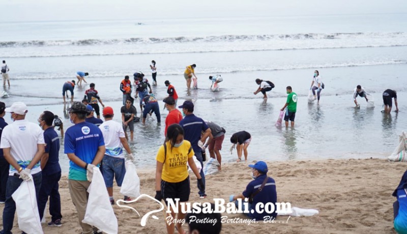 www.nusabali.com-berawal-dari-viral-sampah-trash-hero-bersih-bersih-pantai-di-bali