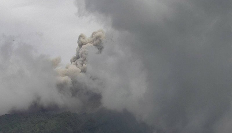 www.nusabali.com-gunung-merapi-luncurkan-awan-panas-guguran-sejauh-2-km