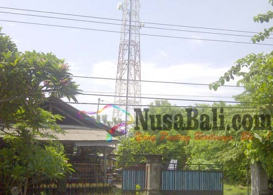 Nusabali.com - warga-protes-menara-telekomunikasi