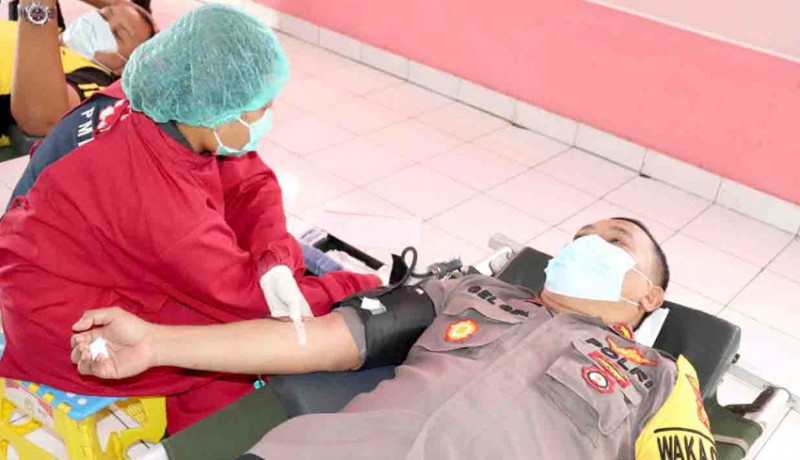 www.nusabali.com-puluhan-anggota-polres-tabanan-donor-darah