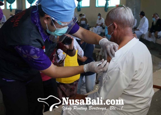 Nusabali.com - 325-sulinggih-dan-100-pamangku-dapat-vaksin