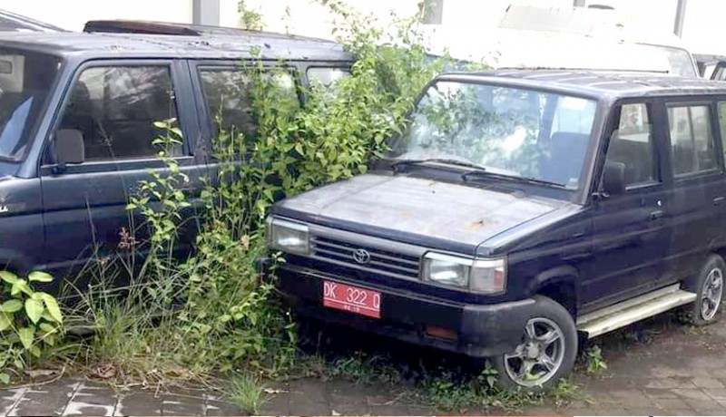 www.nusabali.com-sejumlah-kendaraan-dinas-kondisinya-memprihatinkan
