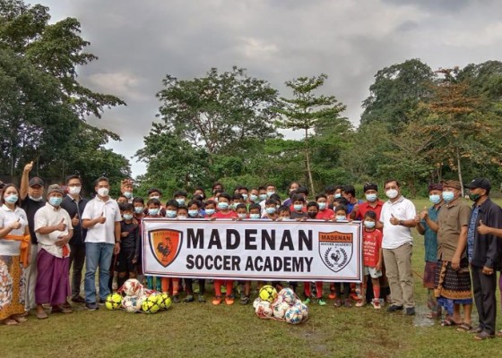 Nusabali.com - madenan-soccer-academy-gairah-baru-sepakbola-buleleng