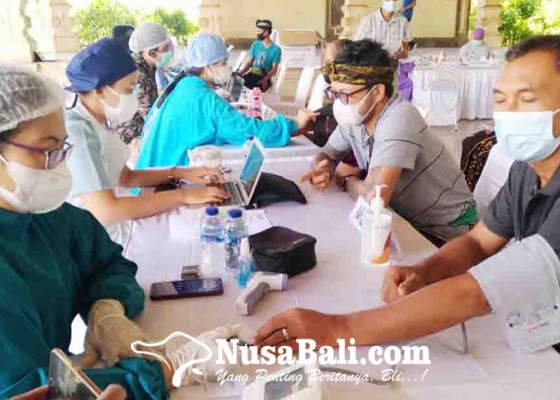 Nusabali.com - kunjungan-mulai-meningkat-uluwatu-geber-vaksinasi-penari-kecak