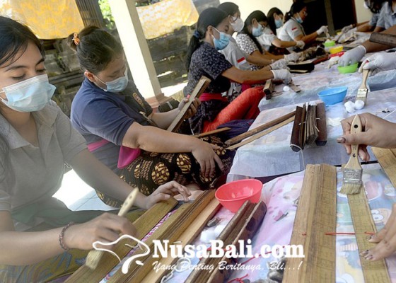 Nusabali.com - lontar-berusia-ratusan-tahun-dikonservasi