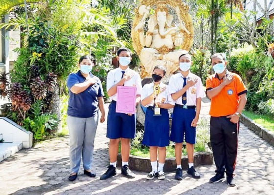 Nusabali.com - siswa-smpn-1-banjarangkan-raih-prestasi-di-tengah-pandemi