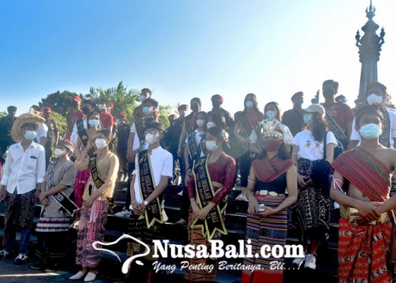 Nusabali.com - puluhan-pemuda-gelar-doa-untuk-keutuhan-bangsa