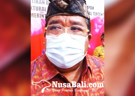 Nusabali.com - bupati-buleleng-beri-sinyal-setuju-penurunan-pungutan-harian-ruko-pasar-banyuasri