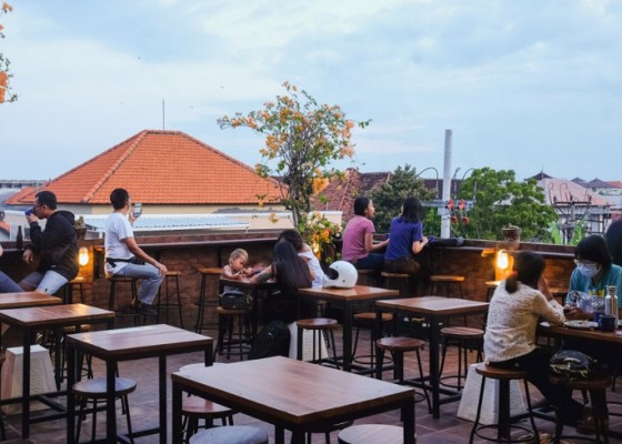 Nusabali.com - restoran-di-sanur-ini-sajikan-100-persen-plant-based-harga-mahasiswa