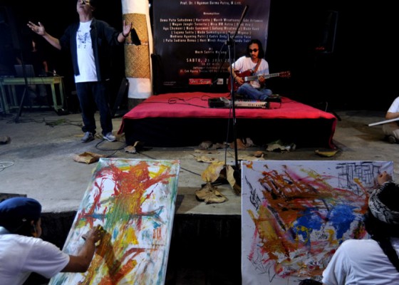 Nusabali.com - seniman-lintas-media-saling-respons-hidupkan-interaksi-berkesenian