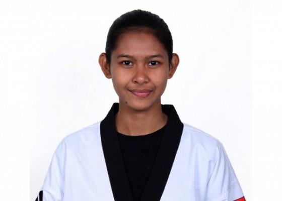 Nusabali.com - kadek-heni-bertahan-di-pelatnas-taekwondo