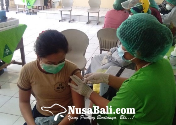 Nusabali.com - smp-negeri-1-denpasar-tuntaskan-vaksinasi-seluruh-siswa