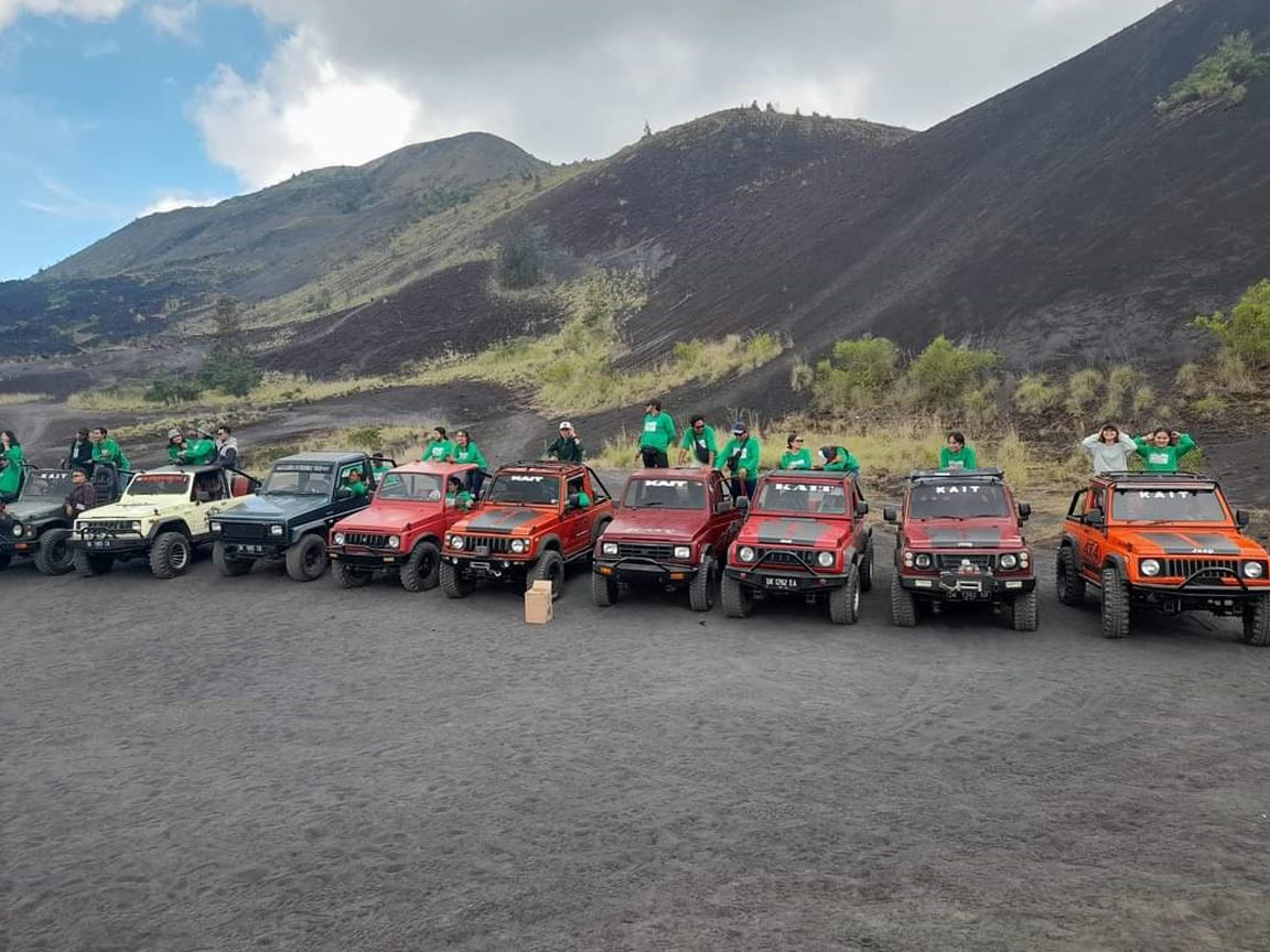 Paket Wisata Mount Batur Jeep Adventure - Senggol Bali