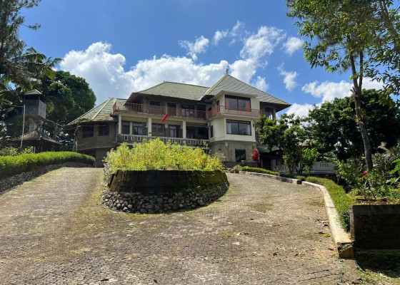 Dijual Lahan Luas dan Bangunan Selemadeg Tabanan View Gunung - Senggol Bali