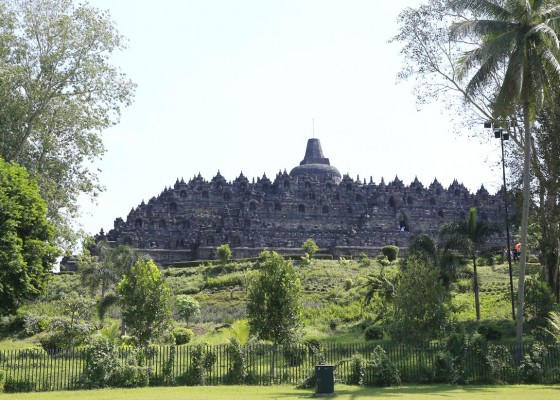 Paket Wisata Tour Yogyakarta Dan Solo 3Hari 2Malam  - Senggol Bali