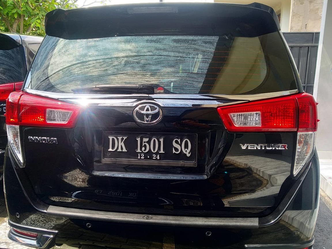 Mobil Dijual Toyota Innova Reborn Venturer Diesel 2019 AT Bali  - Senggol Bali