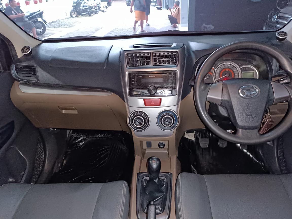 Promo Mobil Daihatsu Xenia X Deluxe 2016 MT Bali Dijual Murah - Senggol Bali