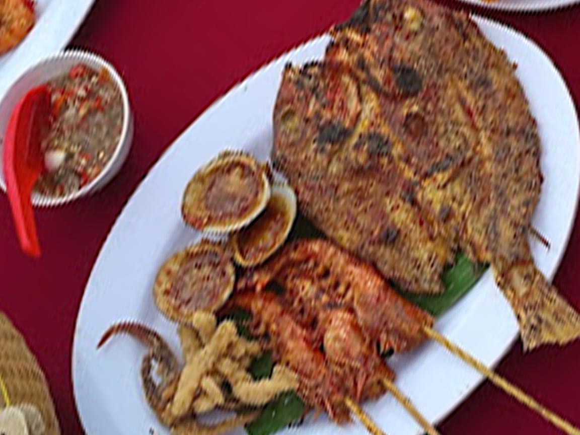 Promo Harga Murah Makan Malam Seafood Jimbaran Bay New Dewata Cafe - Senggol Bali