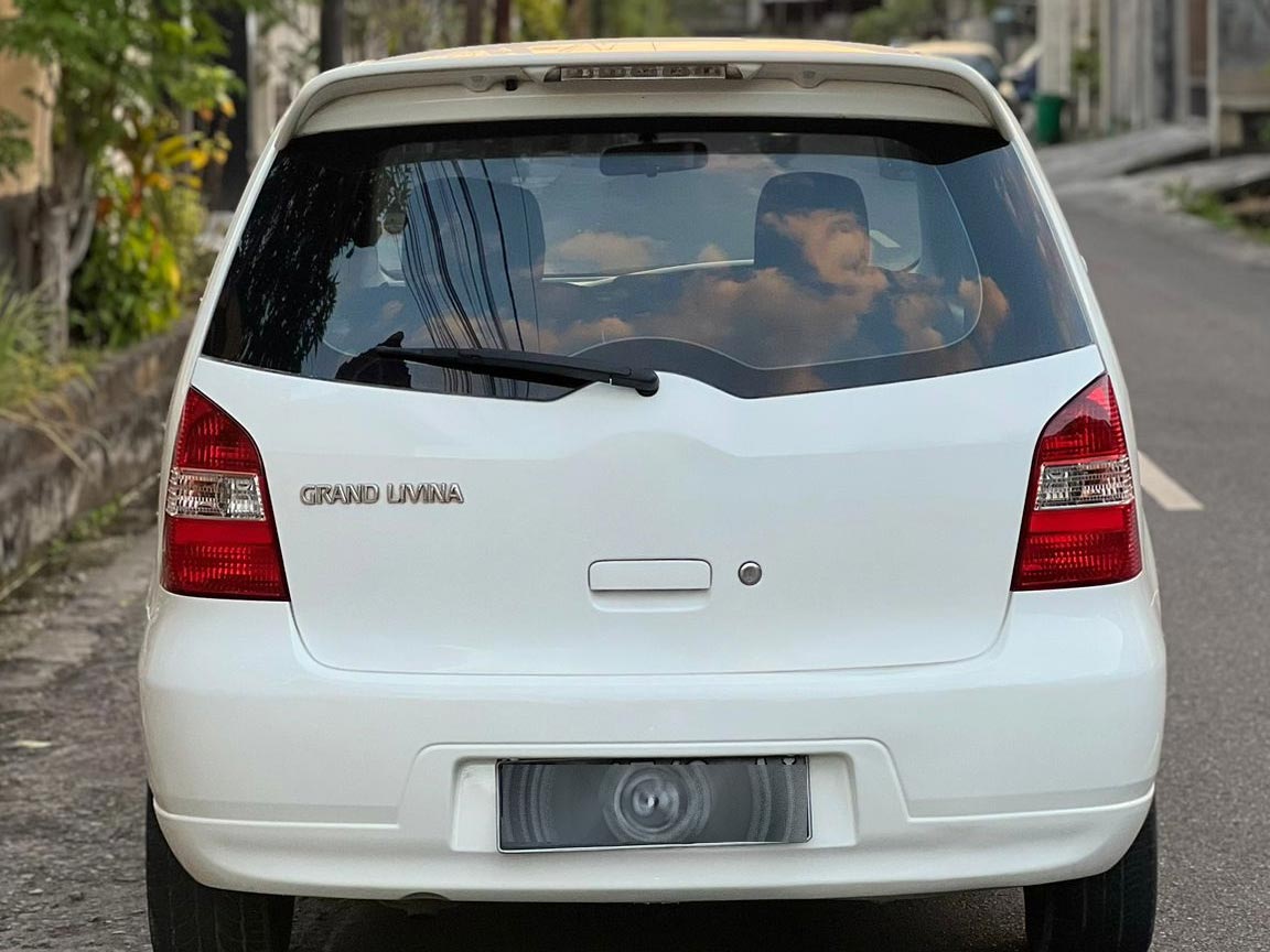 Dijual Murah Nissan Grand Livina SV AT 2013 Asli Bali Terawat - Senggol Bali